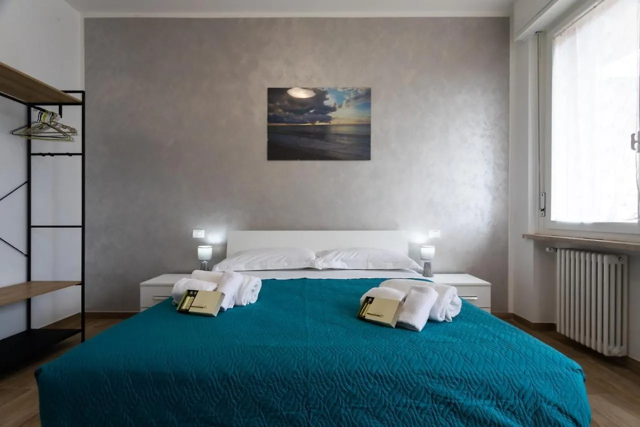 Borgo Milano Penthouse - With Parking Apartment Verona