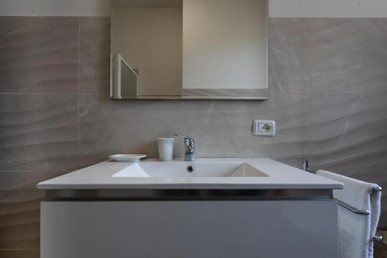 Borgo Milano Penthouse - With Parking Apartment Verona